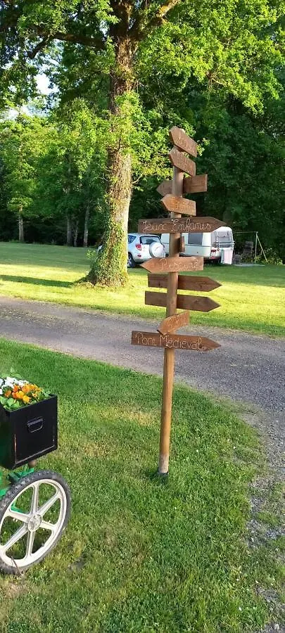 ** Camping Hotel Les Berges Du Cele Bagnac Francia